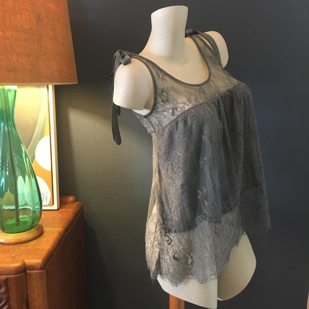 NWT Lace Bow Tank Grey